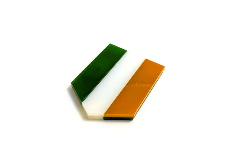Car emblem badge with flag of Ireland - Image 4