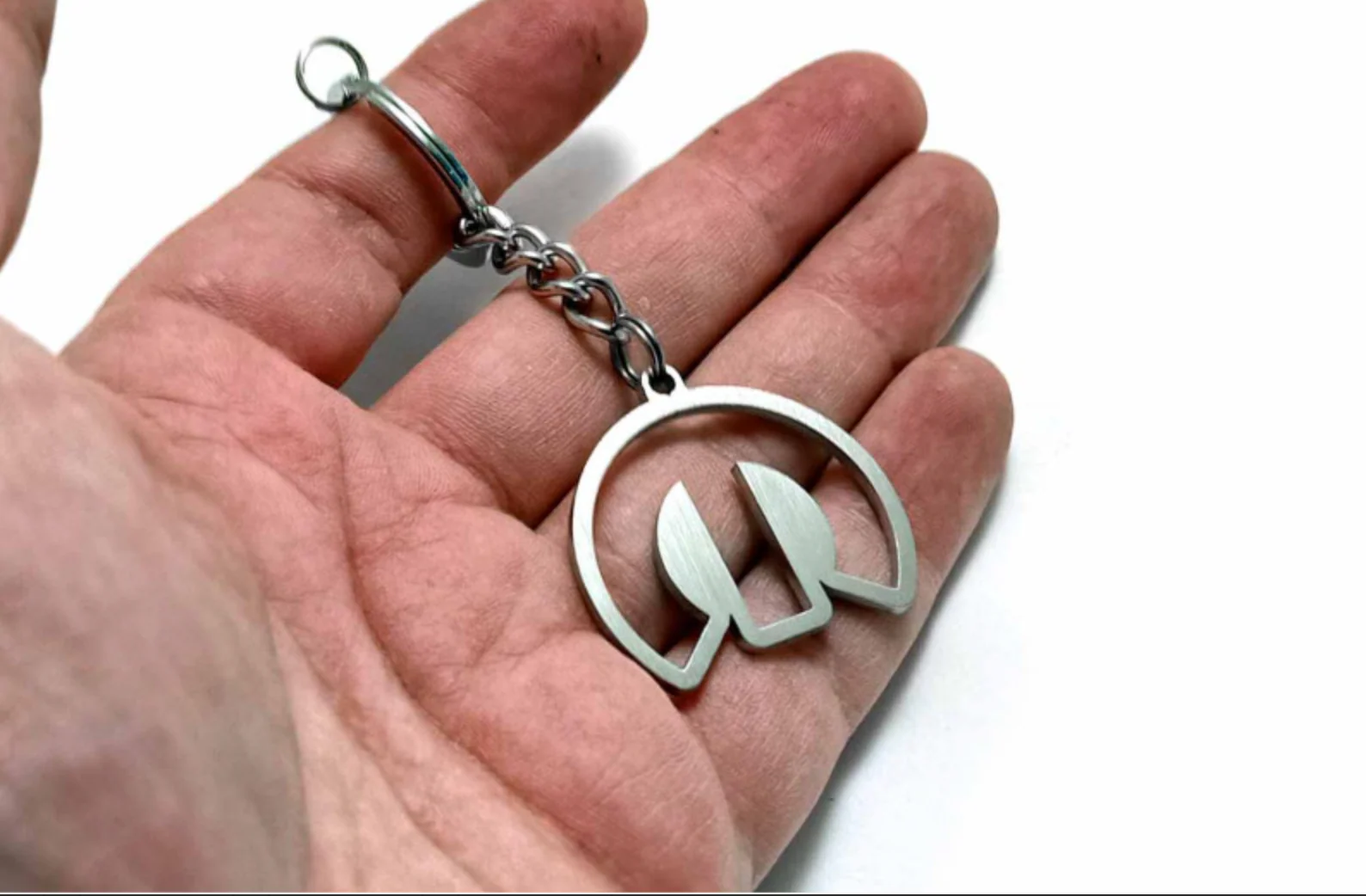 Car Keychain for Dodge with MOPAR logo - Image 6