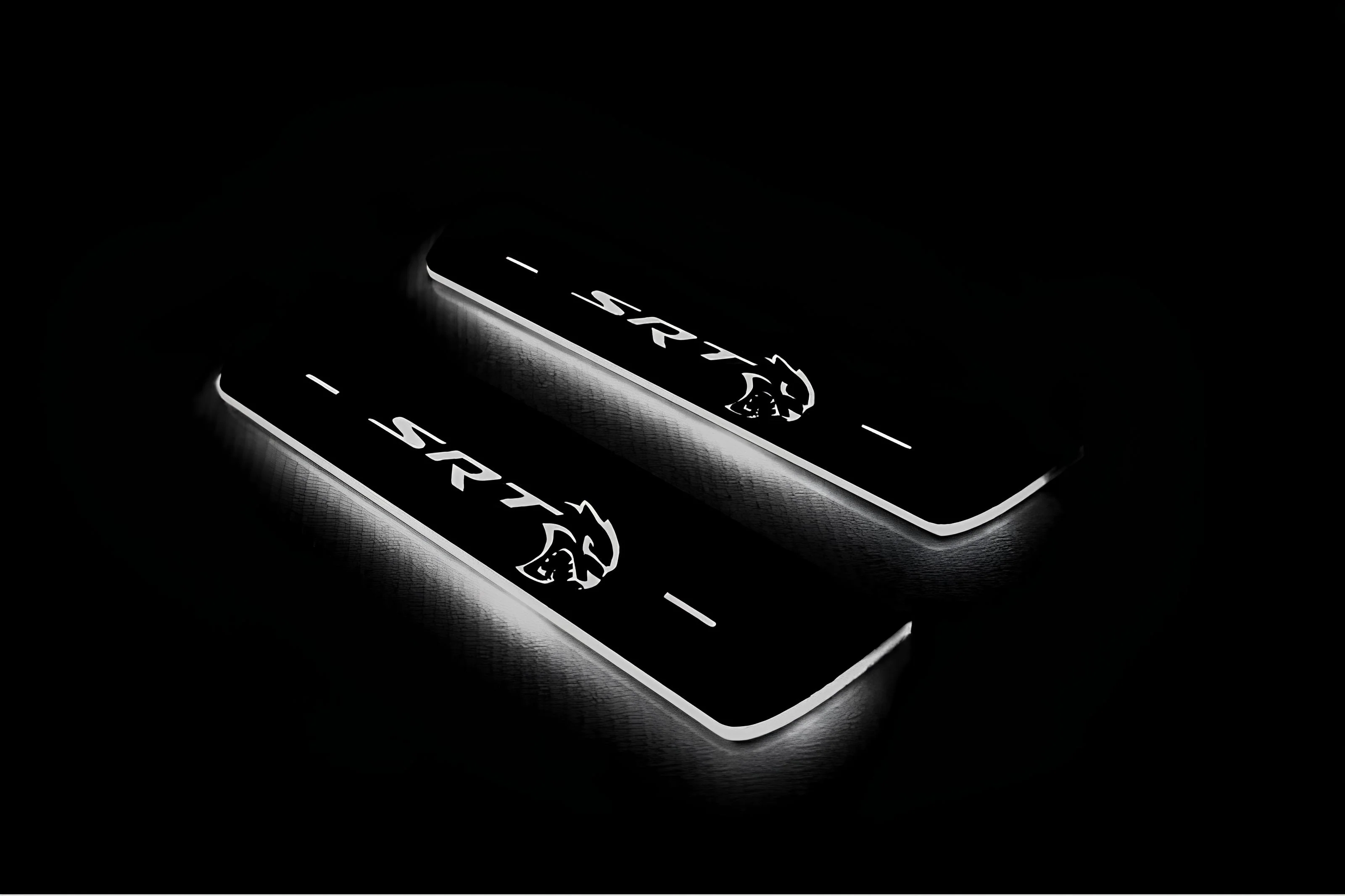 Chrysler 300C II 2011+ Door Sill Led Plate With SRT HELLCAT Logo - Image 22