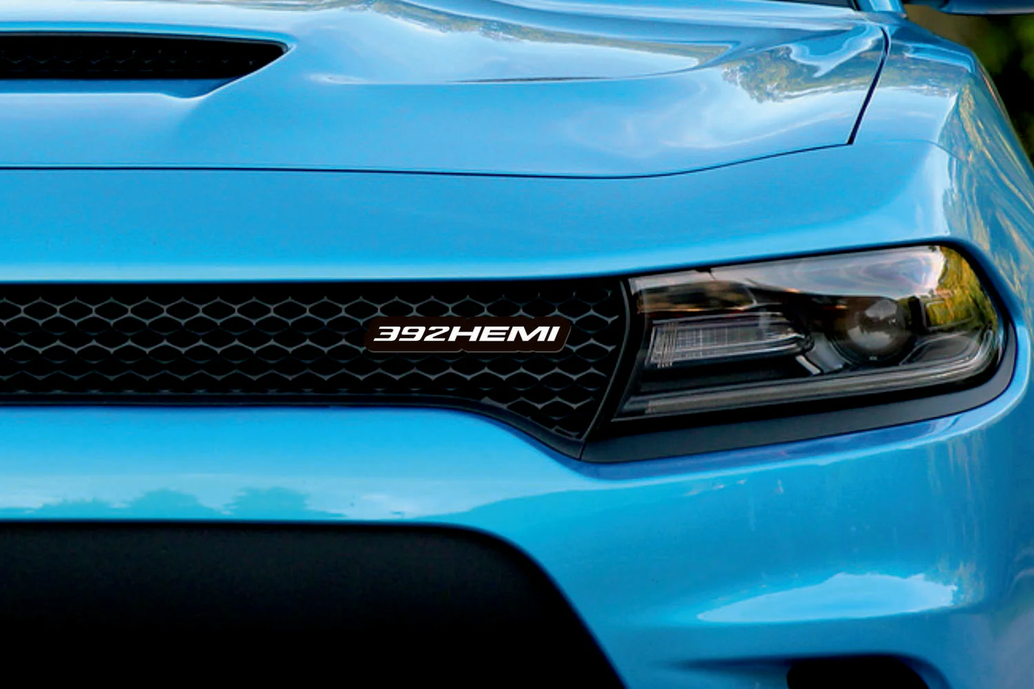 Chrysler Illuminated LED Radiator Grille Emblems and Badges with 392 Hemi logo (type 2) - Image 2