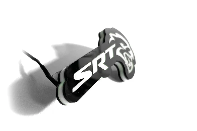 Chrysler Illuminated LED Radiator Grille Emblems and Badges with SRT Hellcat logo - Image 11