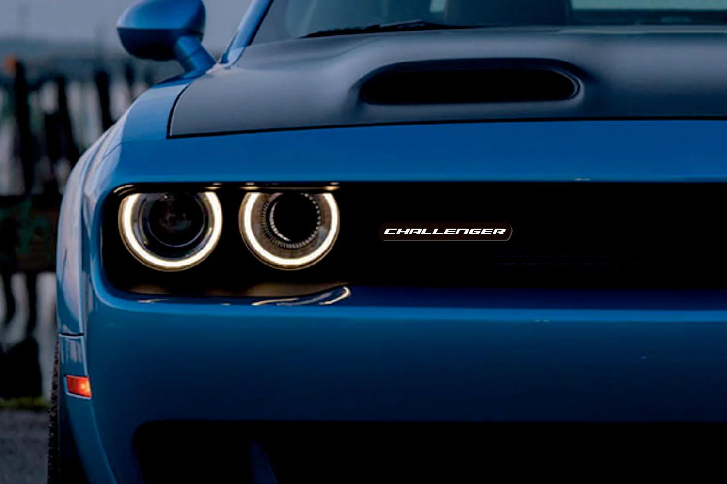 Dodge Illuminated LED Radiator Grille Emblems and Badges with Challenger (type 1) logo - Image 15