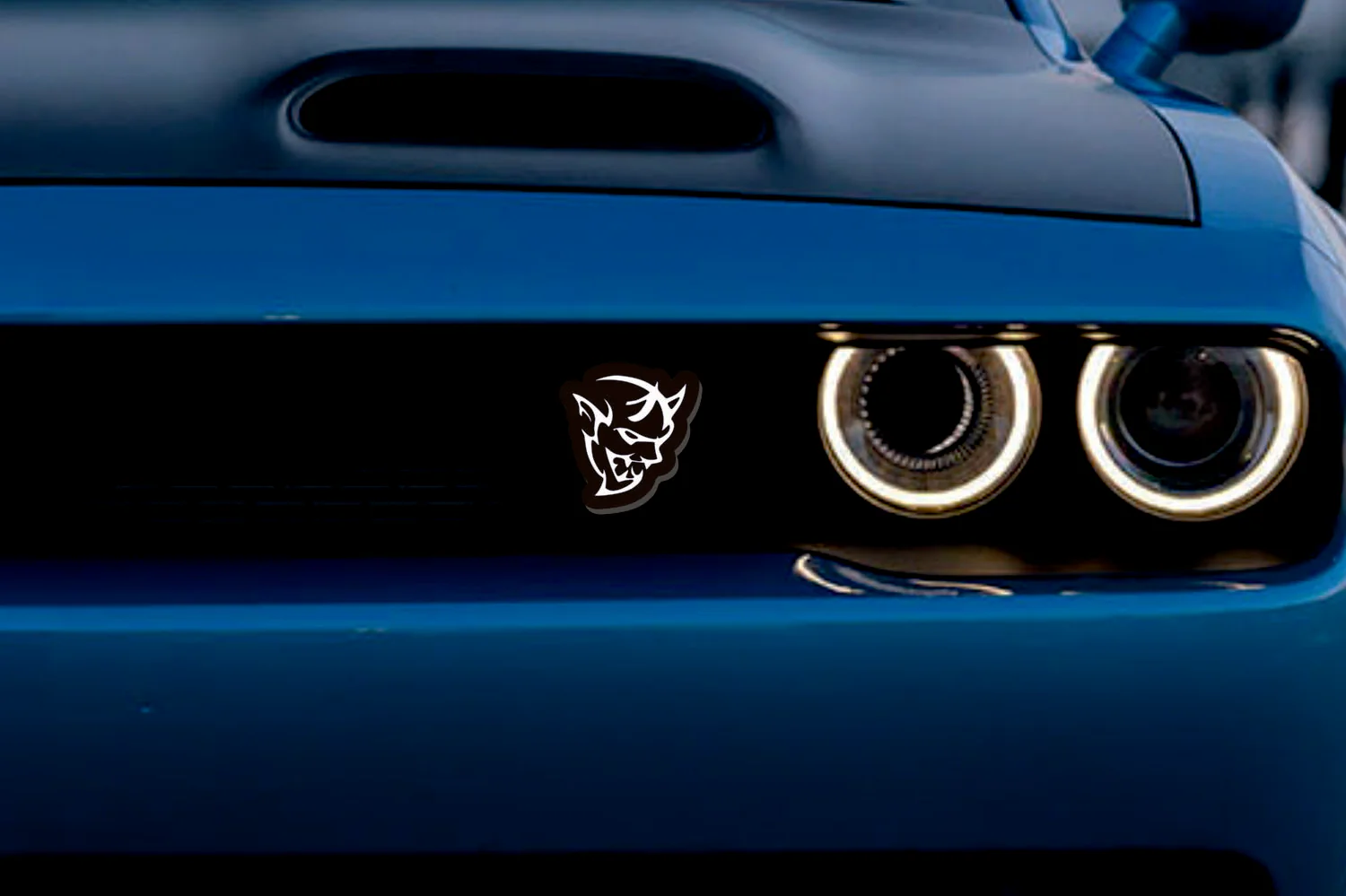 Dodge Illuminated LED Radiator Grille Emblems and Badges with Demon (type 3) logo - Image 2