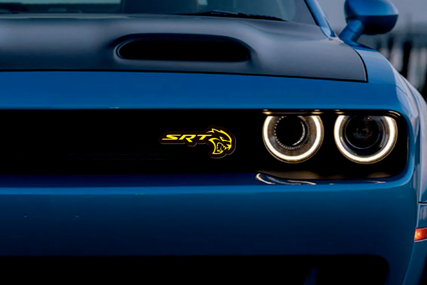 Dodge Illuminated LED Radiator Grille Emblems and Badges with SRT Hellcat logo - Image 2