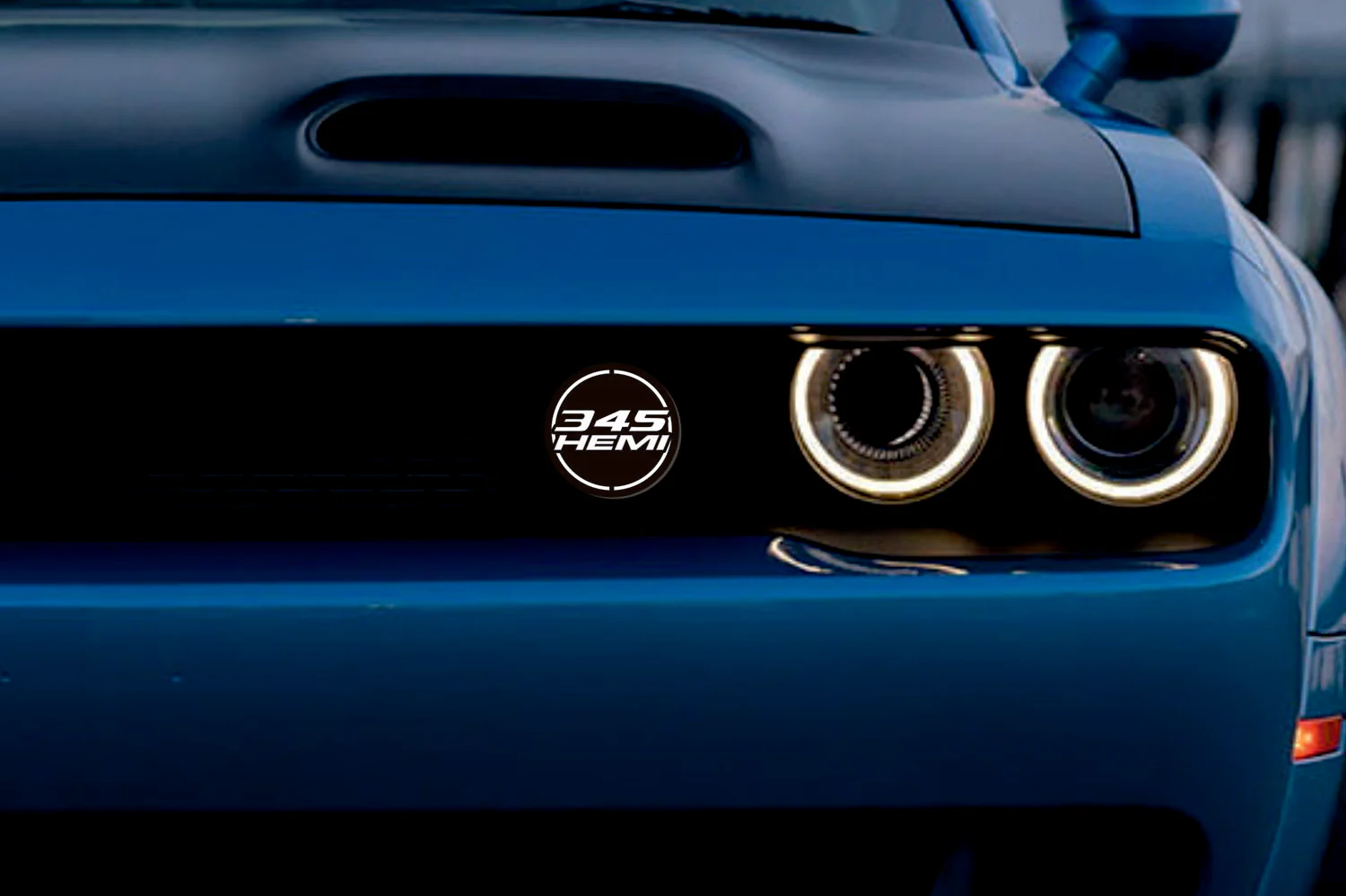 DODGE Radiator grille emblem with 345 HEMI logo (Type 4) - Image 2