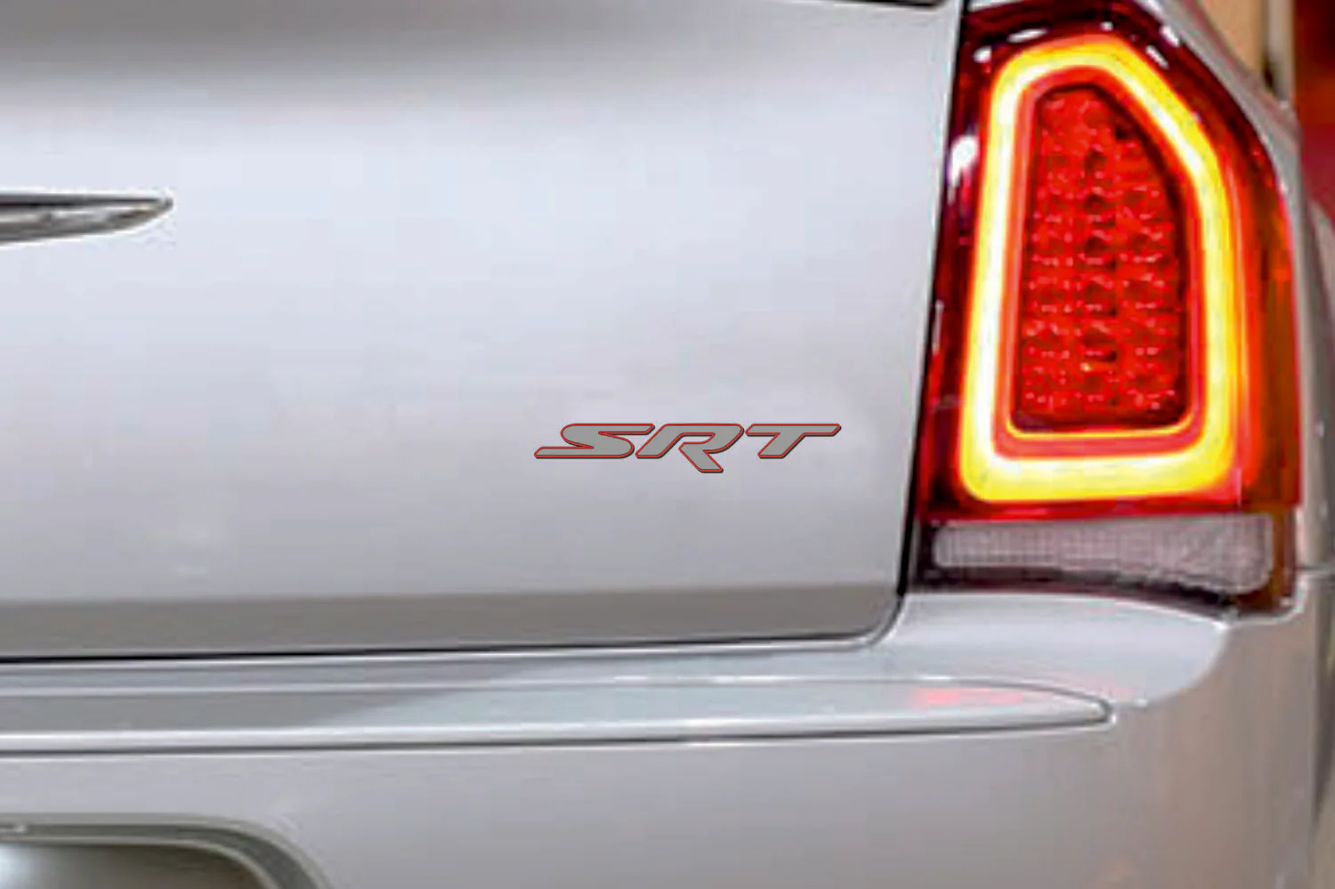 Dodge tailgate trunk rear 3D emblem with SRT logo (type MIXT) - Image 2