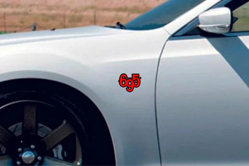 Fiat emblem for fenders with 695 logo - Image 2
