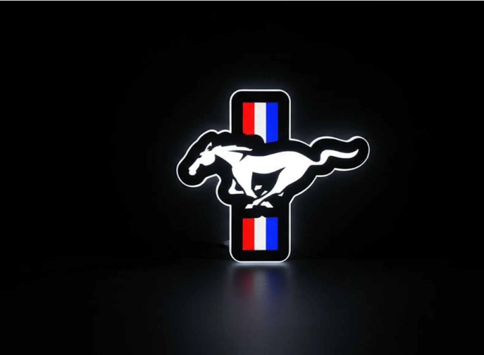 Ford Illuminated LED Radiator Grille Emblems and Badges with Mustang 5.0 (type 3) logo - Image 4