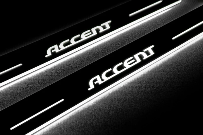 Hyundai Accent 2006-2011 Car Sill With Logo Accent - Image 4