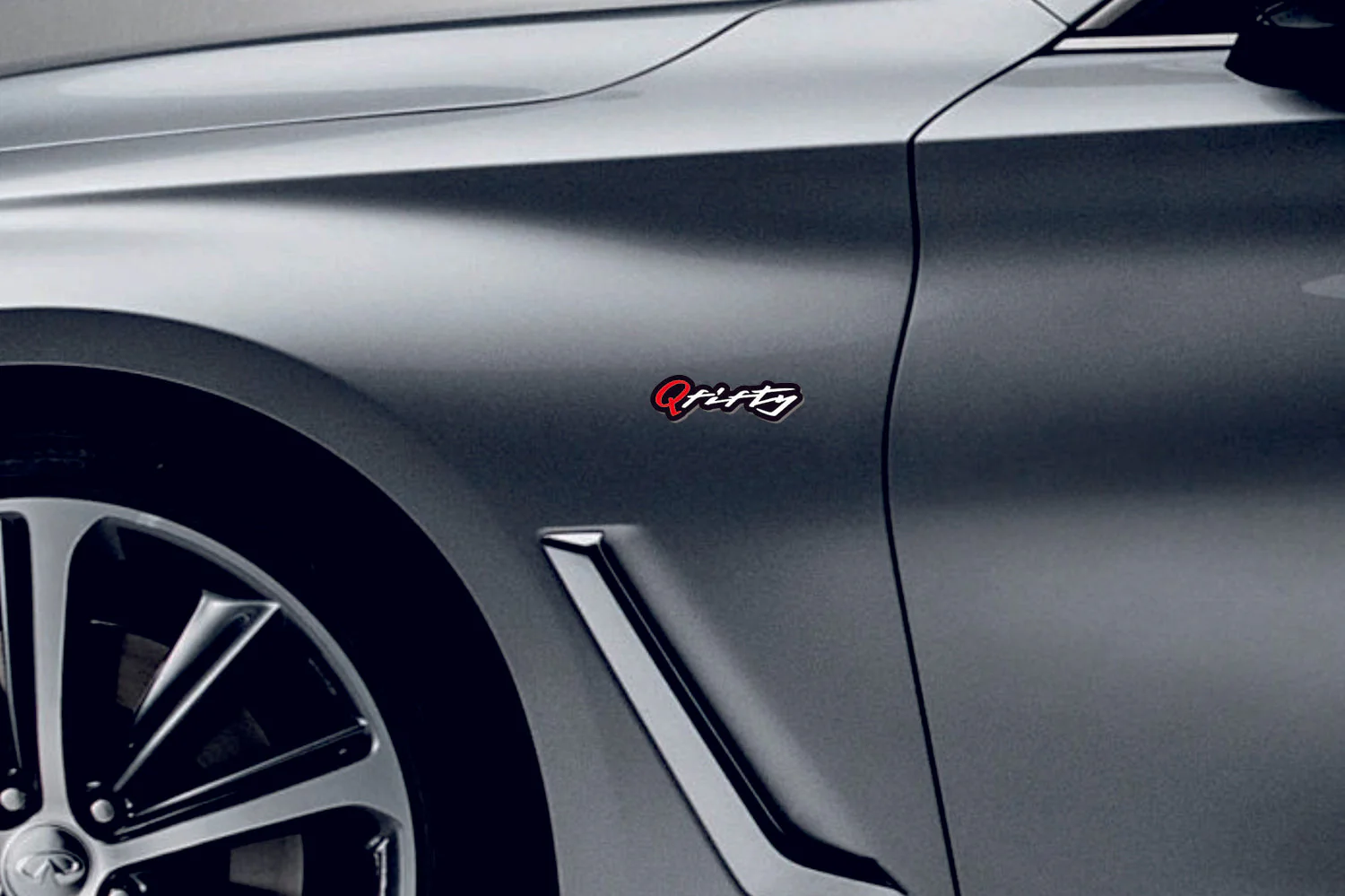 Infiniti emblem for fenders with Infiniti Q50 logo - Image 6