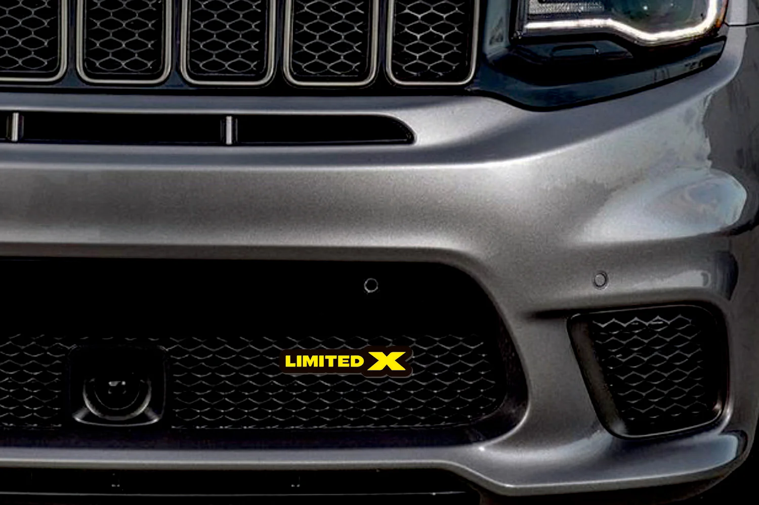 Jeep Illuminated LED Radiator Grille Emblems and Badges with Limited X logo - Image 2