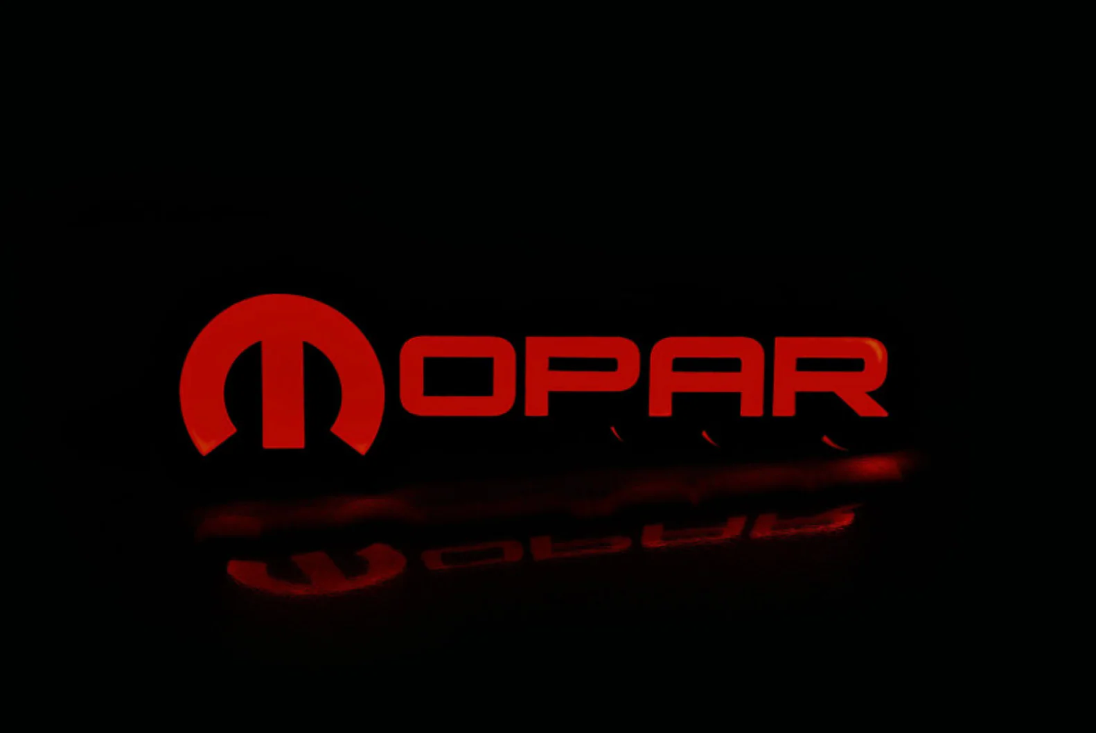 Chrysler Illuminated LED Radiator Grille Emblems and Badges with Mopar (type 2) logo - Image 20