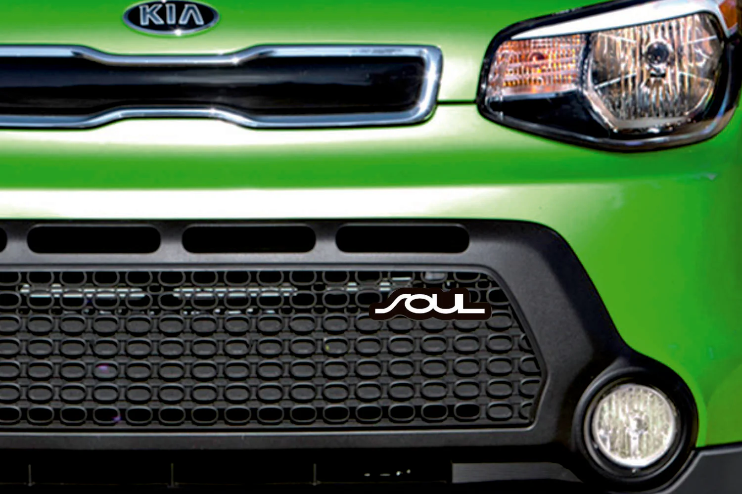 KIA Illuminated LED Radiator Grille Emblems and Badges with Soul logo - Image 2