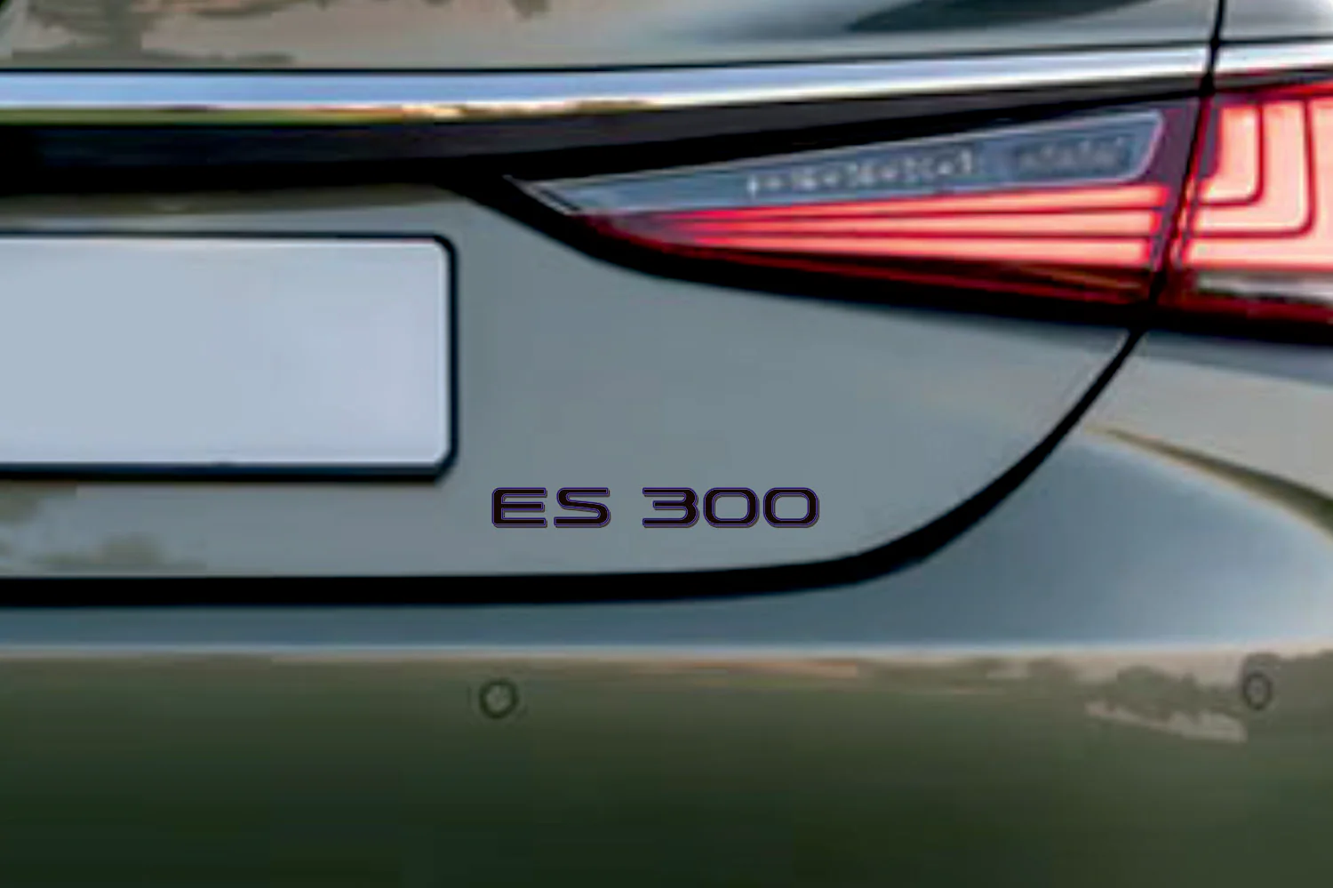 Lexus tailgate trunk rear 3D emblem with ES300 logo (type MIXT) - Image 2