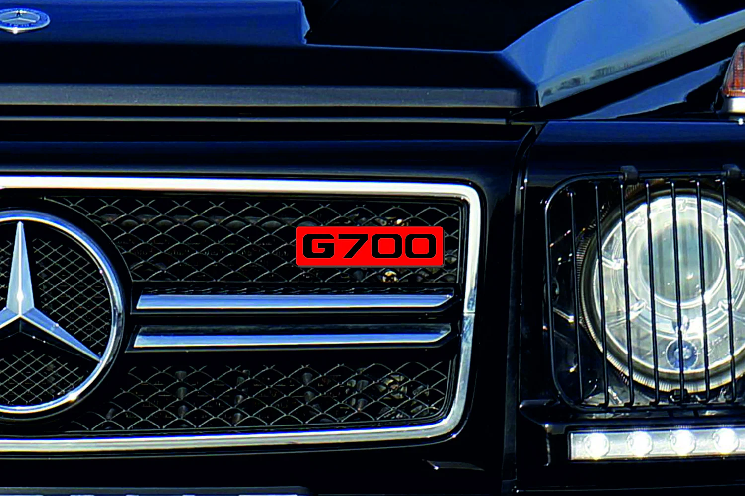 Mercedes G-Class Emblem & Badge Set - Grille and Tailgate G700 logo (Type 2) - Image 2