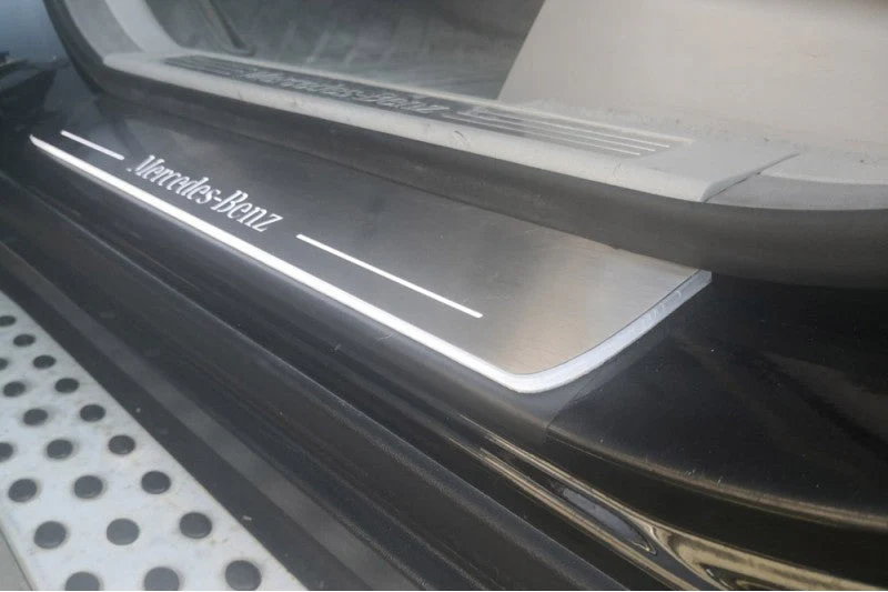 Mercedes ML W164 2005-2011 Car Sill With Logo Mercedes-Benz - Image 18
