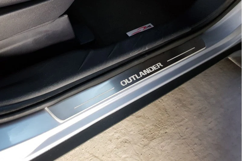 Mitsubishi Outlander II 2007-2012 Door Sill Protectors With Logo Outlander - Image 22