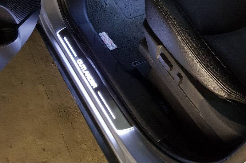 Mitsubishi Outlander II 2007-2012 Door Sill Protectors With Logo Outlander - Image 23