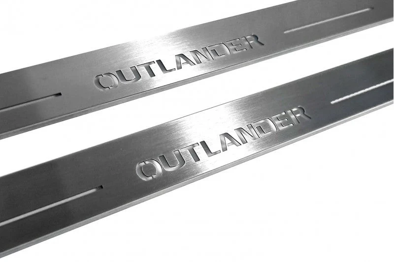Mitsubishi Outlander IV 2021+ Led Door Sills With Logo Outlander - Image 8