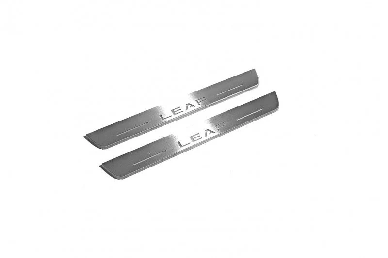 Nissan Leaf II 2017+ LED Door Sills With Logo Leaf - Image 14