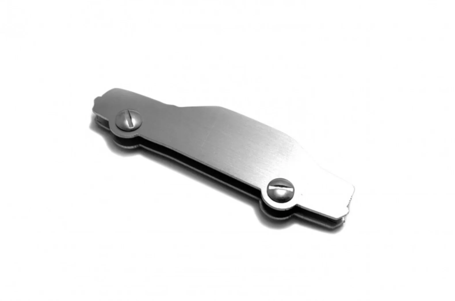 Stainless Steel Floor Mat Emblems for Mercedes E-Class W124 (1985–1996) - Image 4