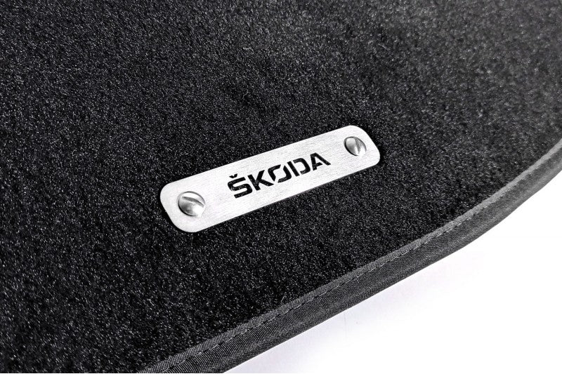 Stainless Steel Floor Mats Emblems Set Badges with Skoda Logo