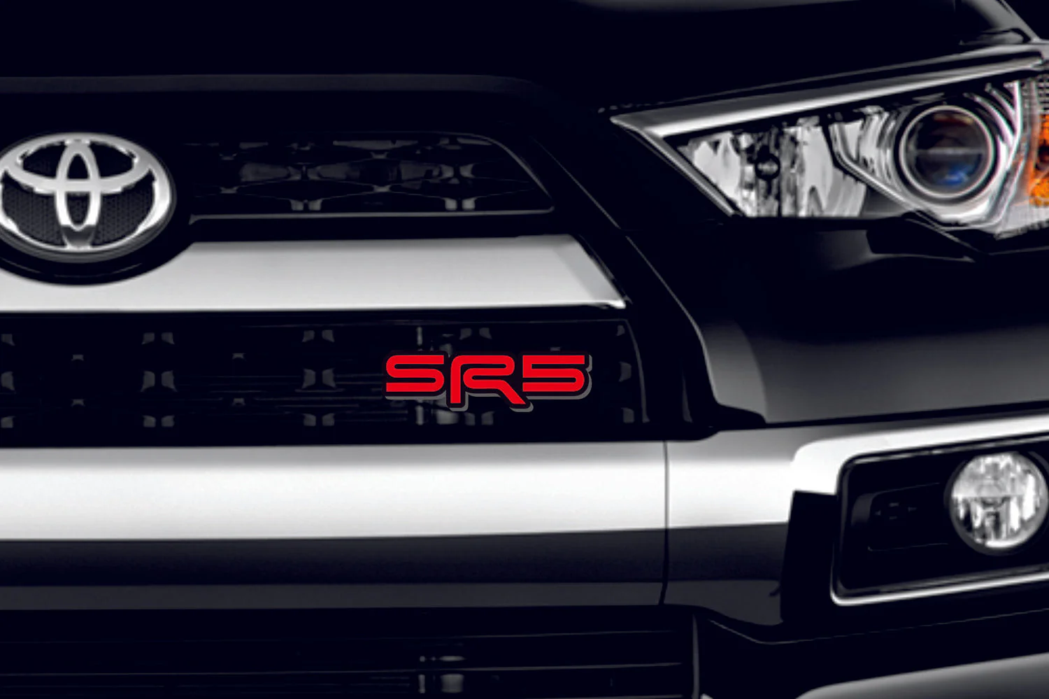 Toyota Emblem & Badge Set - Grille and Tailgate SR5 logo - Image 2