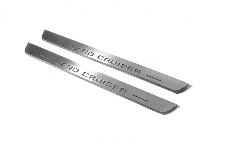Toyota LC 200 2007-2021 Auto Door Sill Plates With Logo Land Cruiser - Image 14