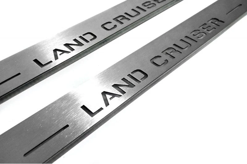 Toyota LC 200 2007-2021 Auto Door Sill Plates With Logo Land Cruiser - Image 16