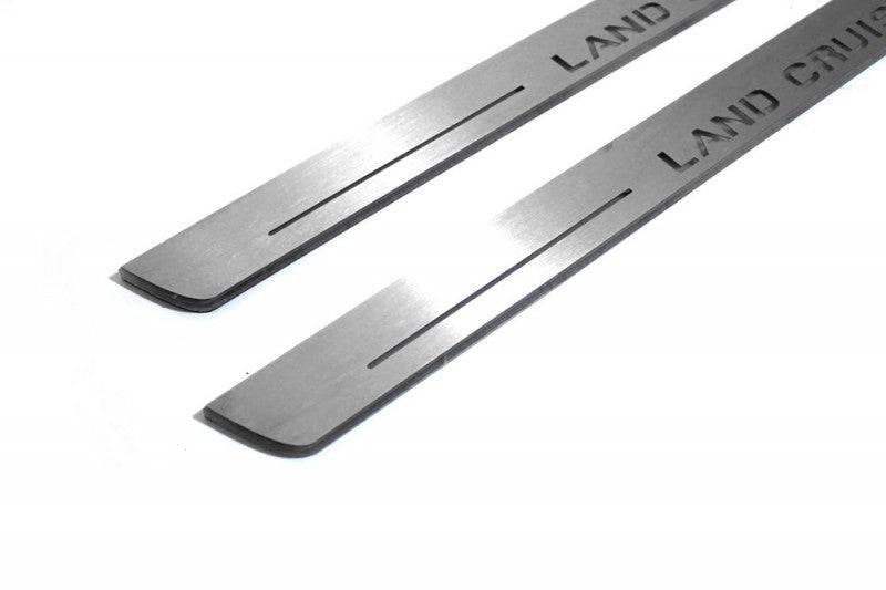 Toyota LC 200 2007-2021 Auto Door Sill Plates With Logo Land Cruiser - Image 17