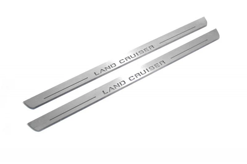 Toyota LC 200 2007-2021 Auto Door Sill Plates With Logo Land Cruiser - Image 5