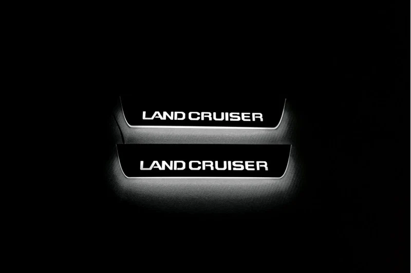 Toyota Prado 250 2023+ Auto Door Sill Plates With Logo Land Cruiser - Image 9